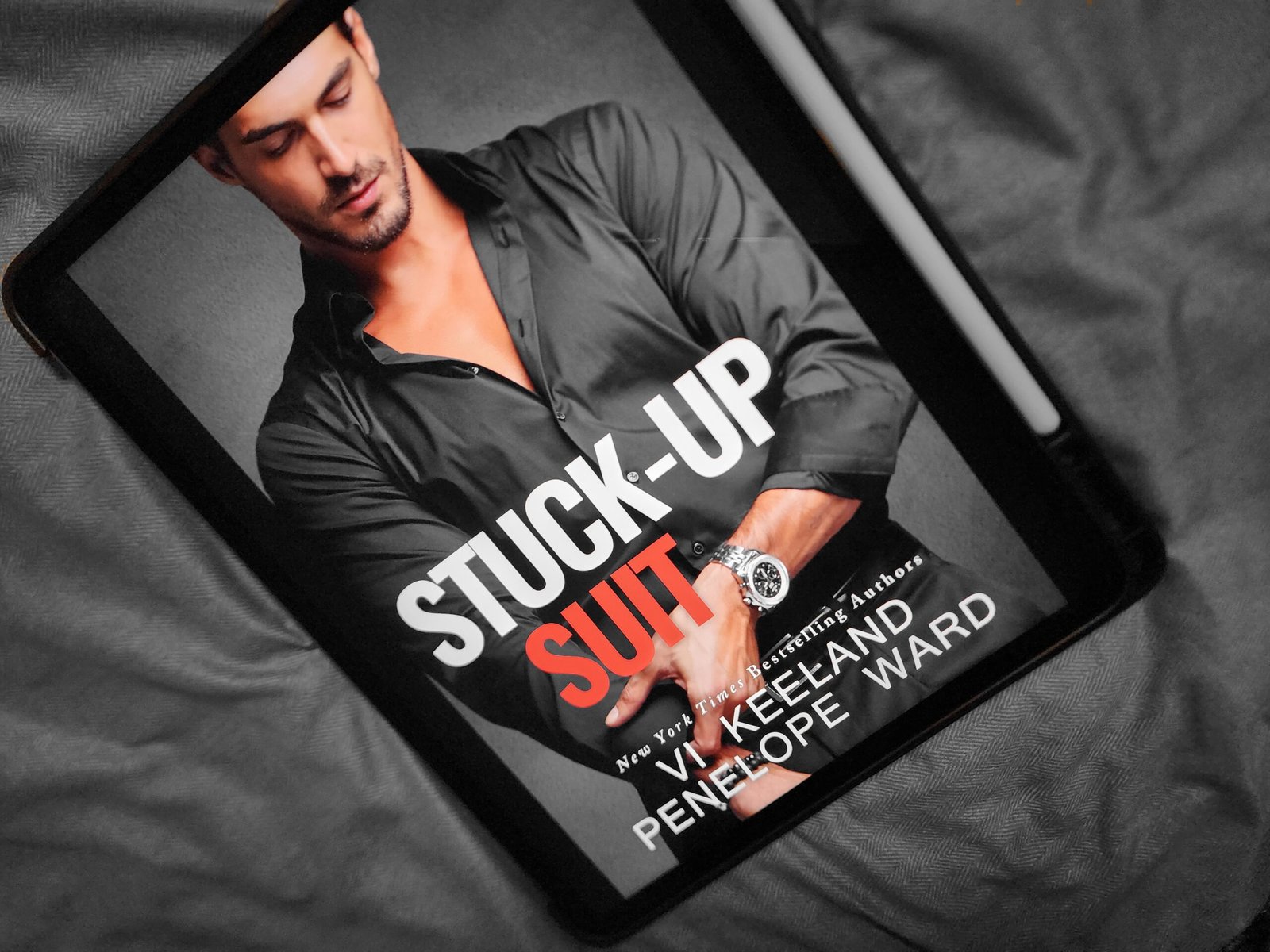 Stuck-Up Suit— Vi Keeland and Penelope Ward